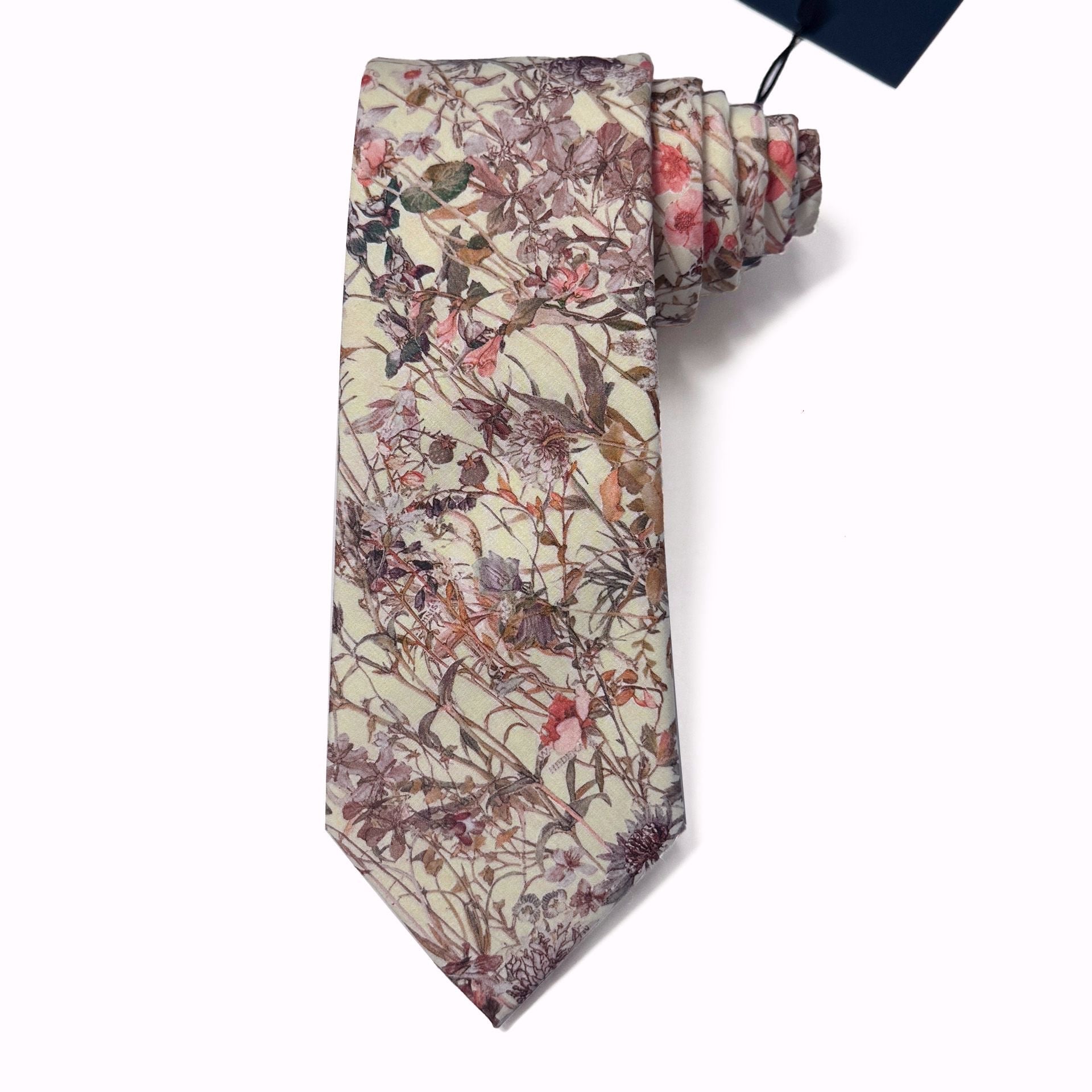 Wild Flowers Pink – Liberty Tana Lawn™ Cotton Tie