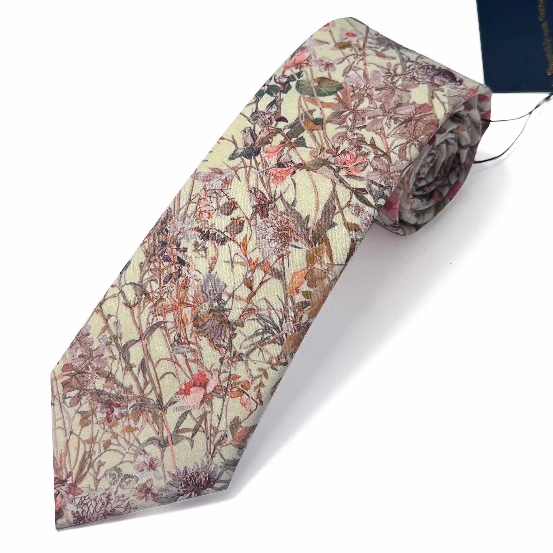 Wild Flowers Pink – Liberty Tana Lawn™ Cotton Tie